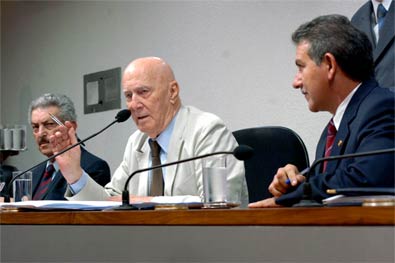 TORTURANDO A NOSSA INTELIGÊNCIA