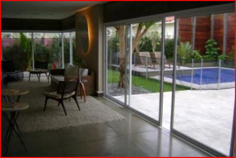 MORADA DE DELEGADO CONSTRUTOR DE CASA DE CABOCLO = R$ 8.000.000,00