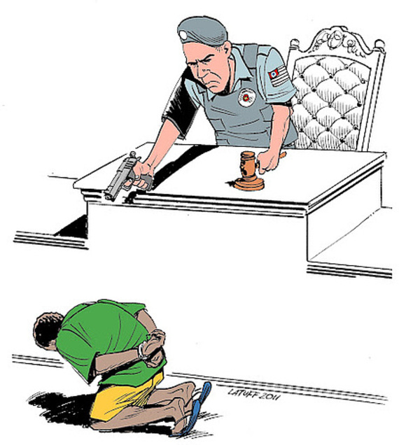 latuff-policia-negro